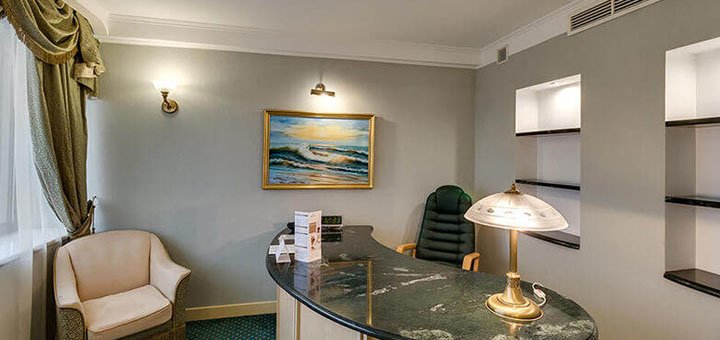 Discounts for holidays at premier hotel lybid12