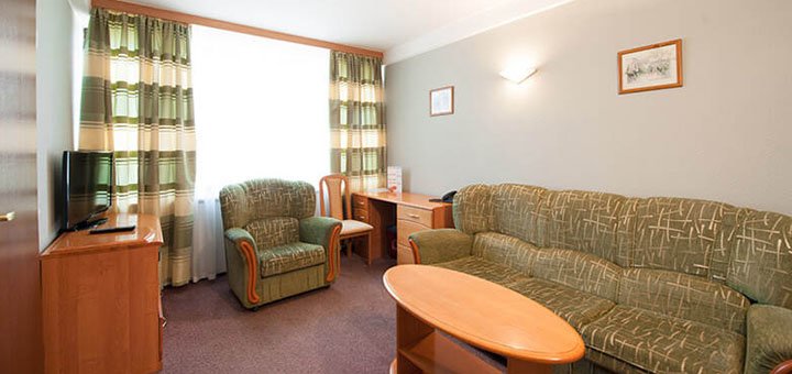 Discounts for holidays at premier hotel lybid4