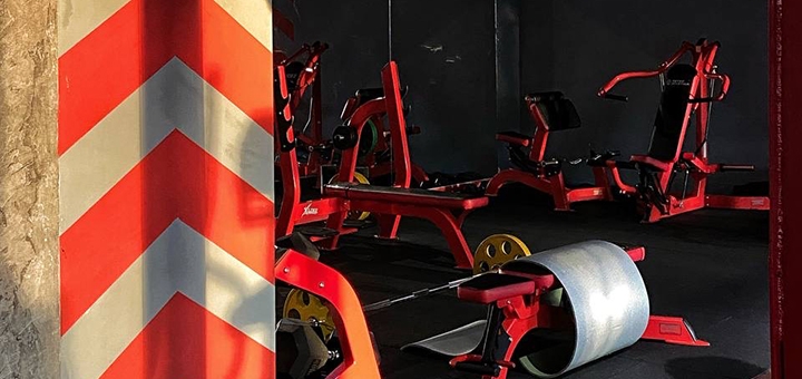 Training in the malibu fitness club. buy a subscription at a discount.