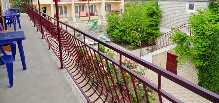 Discounts for holidays in the boarding house romantica8